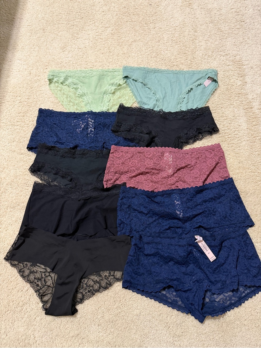 NEW NWT 10 pair Victoria’s Secret/Pink Panties Size: M